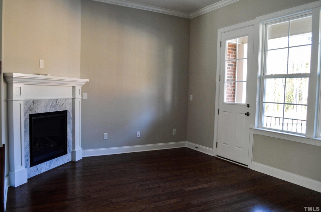 804 Bankston Woods Way - Photo 2