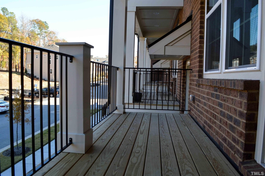 804 Bankston Woods Way - Photo 12