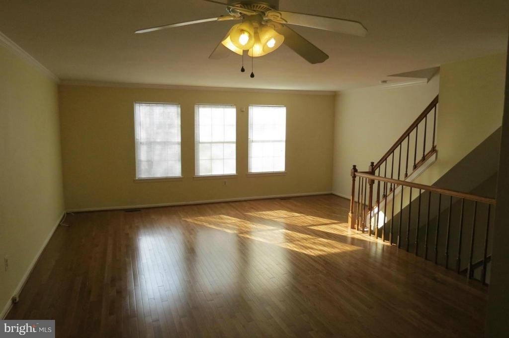 2208 Wimbledon Circle - Photo 10
