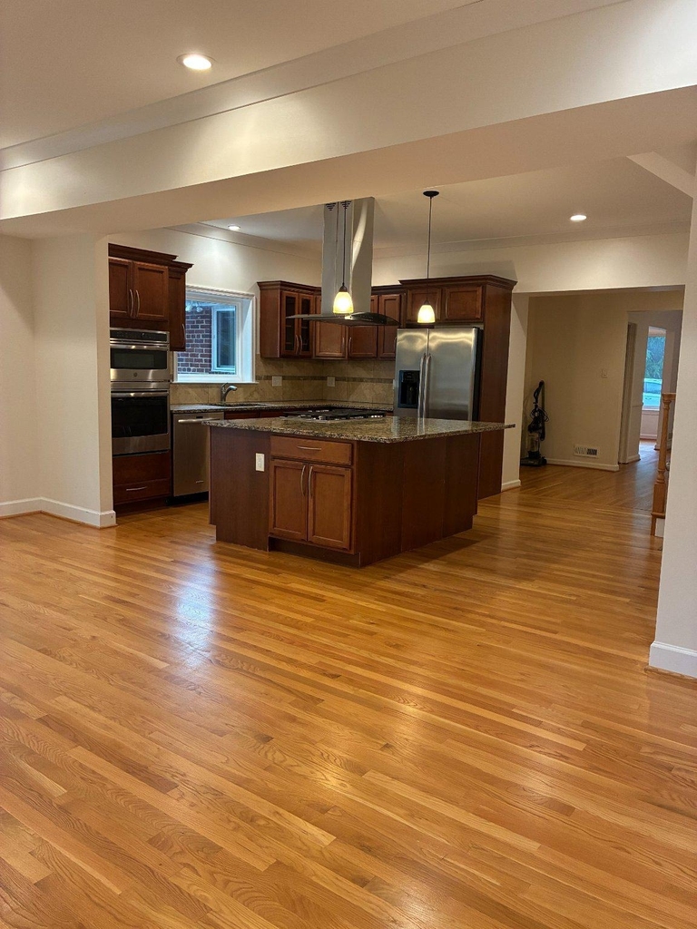5311 Sangamore Road - Photo 16
