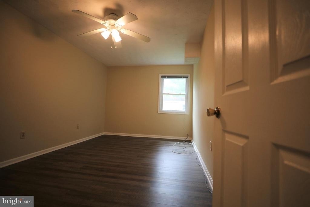10052 Colebrook Avenue - Photo 14