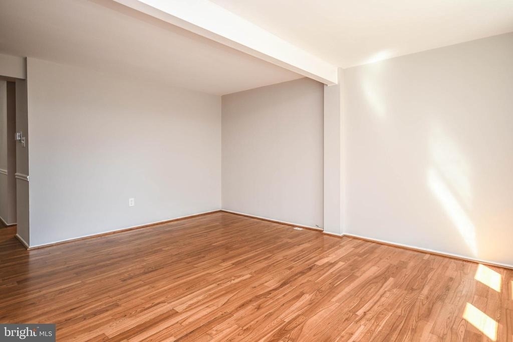 10231 Millstream Drive - Photo 4