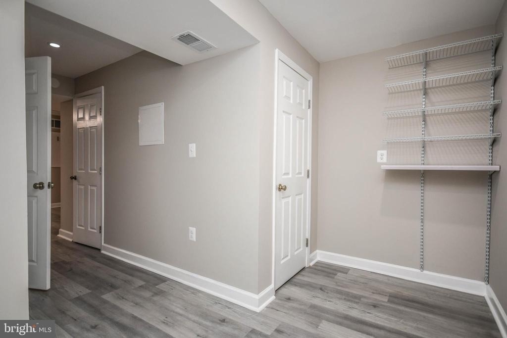 10231 Millstream Drive - Photo 27