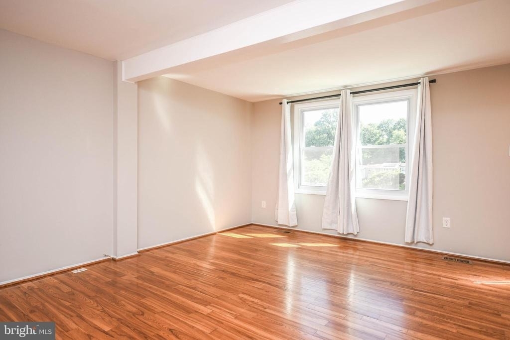 10231 Millstream Drive - Photo 3