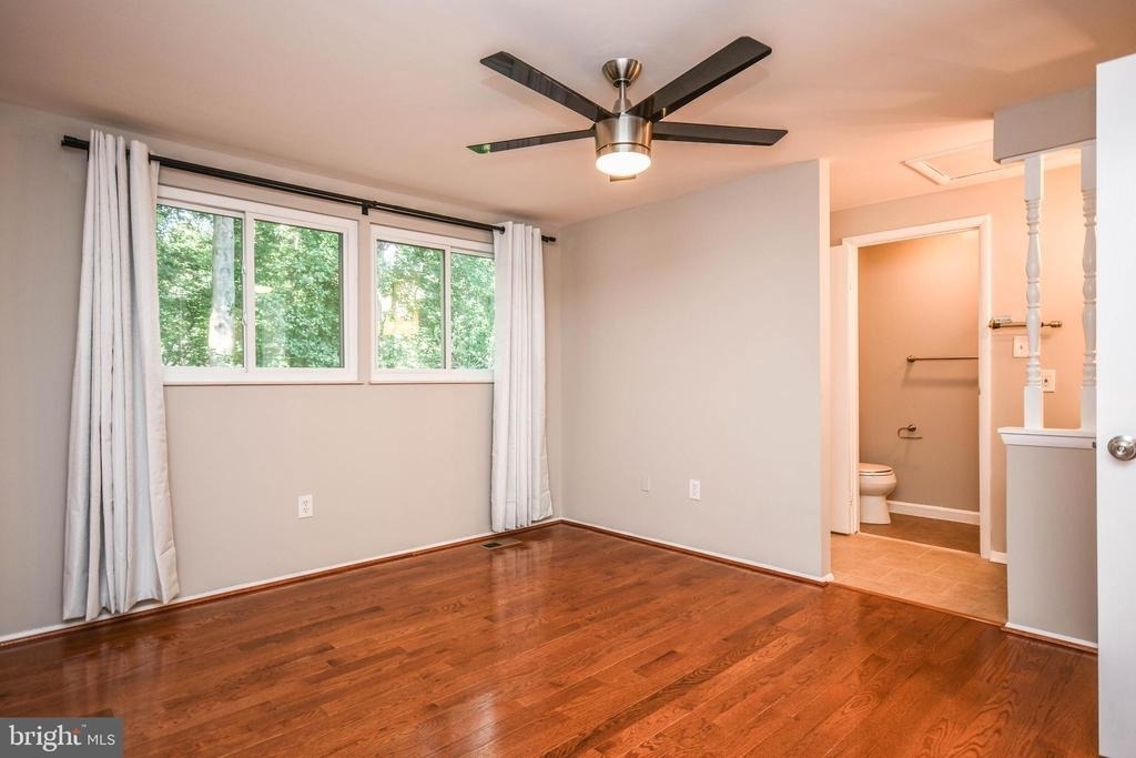 10231 Millstream Drive - Photo 11