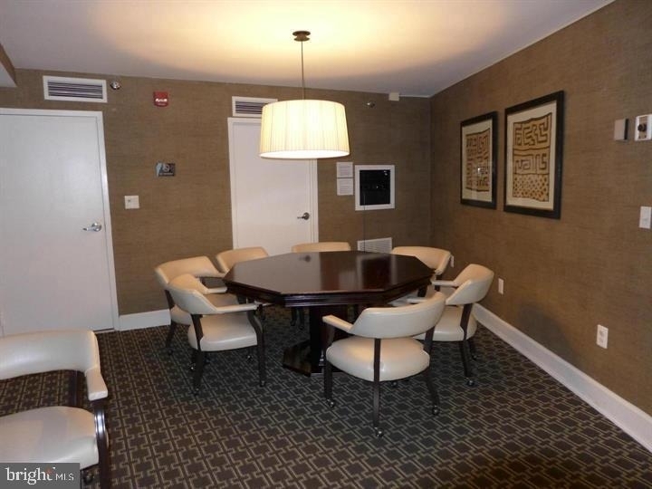 10101 Grosvenor Place - Photo 15