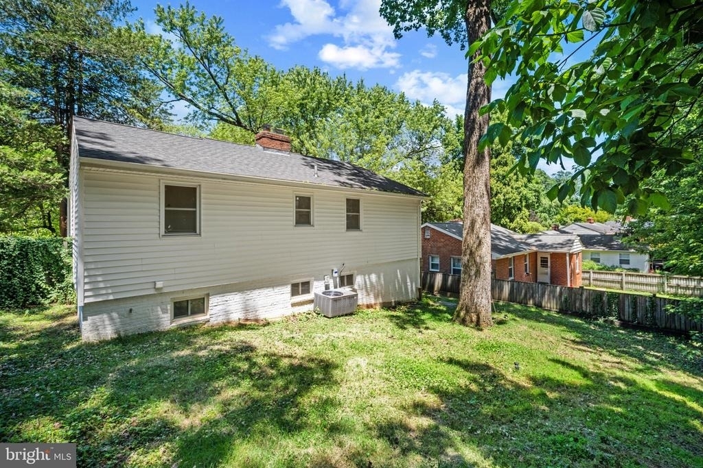 121 Whitmoor Terrace - Photo 24