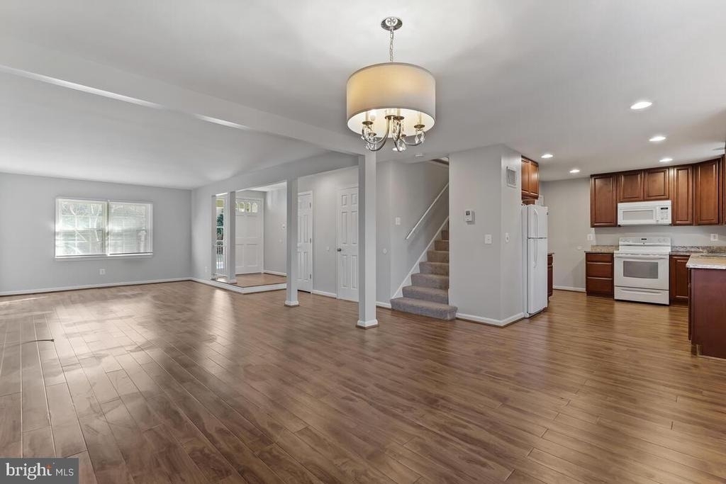 19202 Dunbridge Way - Photo 2