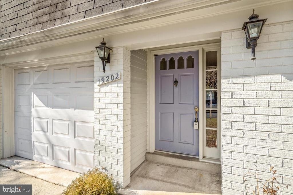 19202 Dunbridge Way - Photo 1