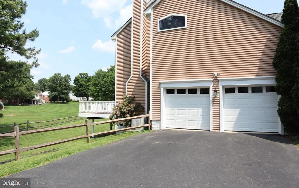 17105 Thatcher Court - Photo 33
