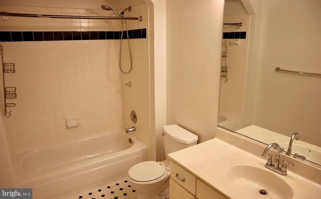 17105 Thatcher Court - Photo 24