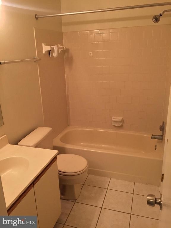 8911 Oakwood Way - Photo 11