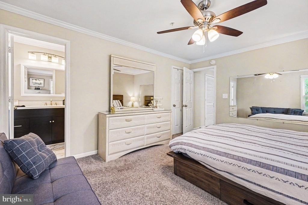 300 Tall Pines Court - Photo 12