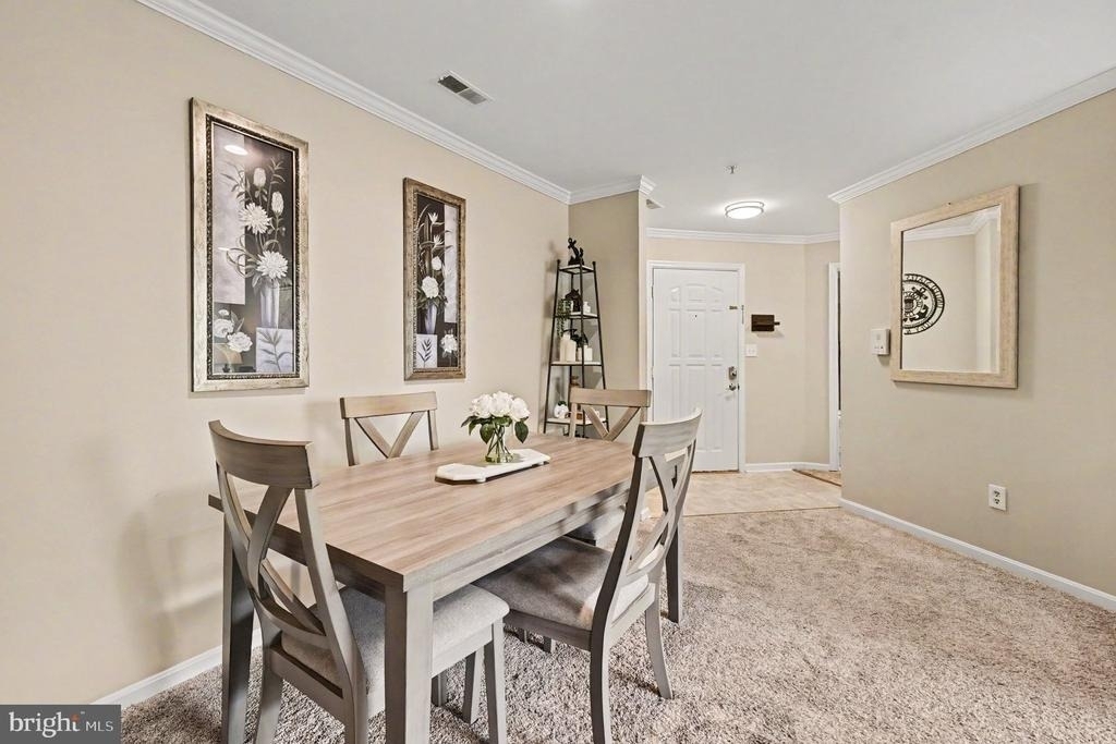 300 Tall Pines Court - Photo 3