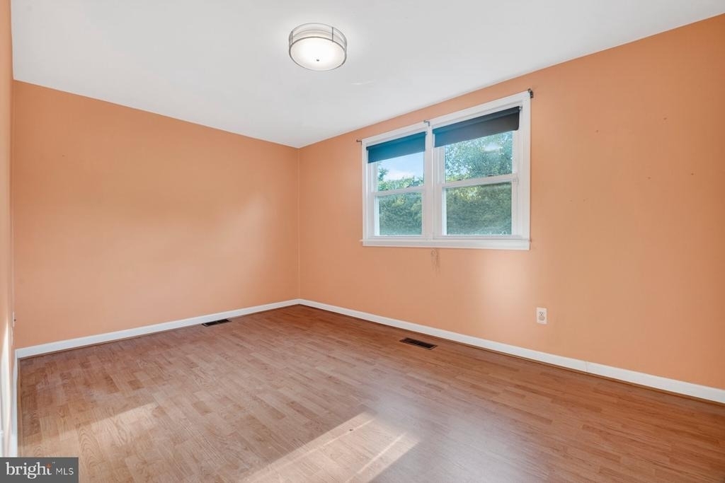 643 47th Street - Photo 17