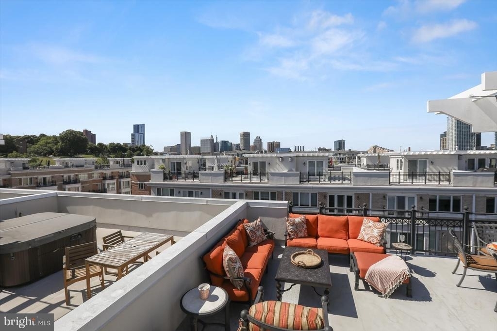 921 Valencia Court - Photo 81