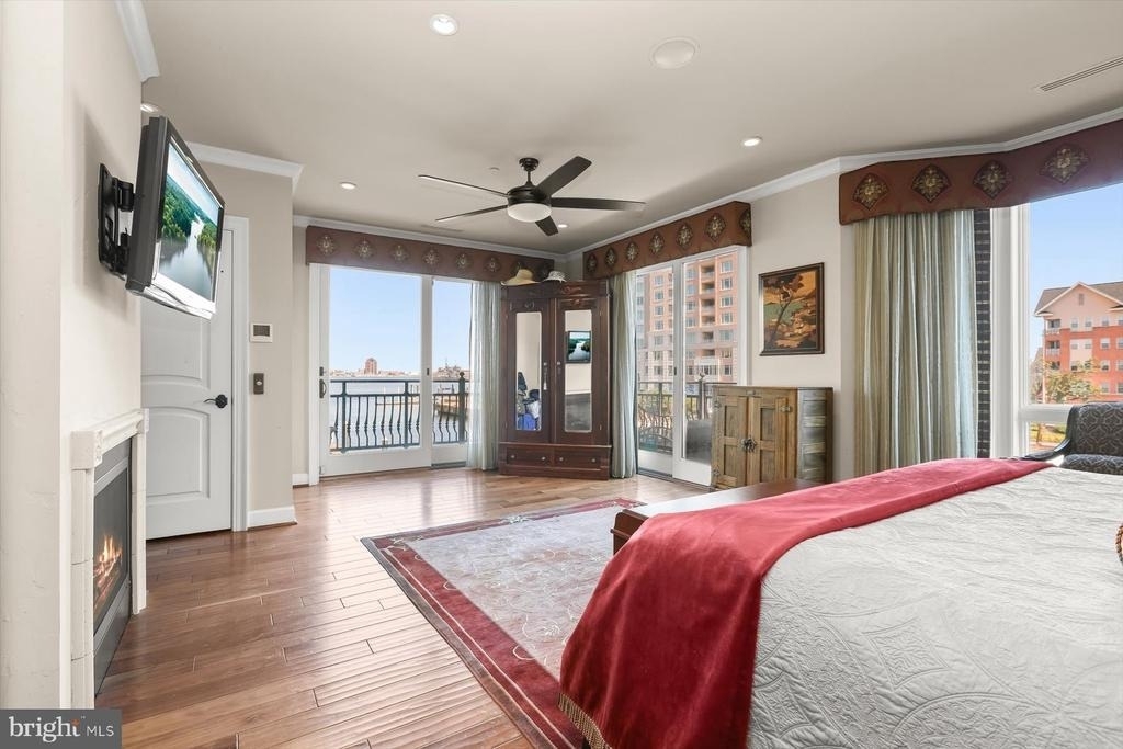 921 Valencia Court - Photo 30