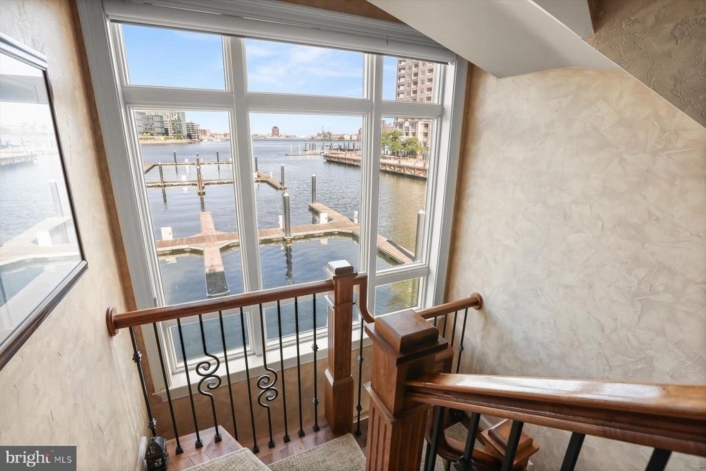 921 Valencia Court - Photo 28