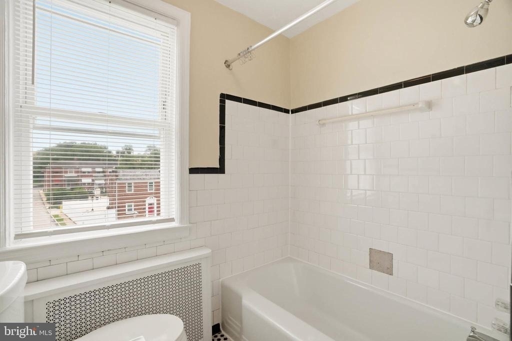3116 Leighton Avenue - Photo 10