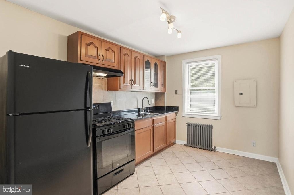3116 Leighton Avenue - Photo 1