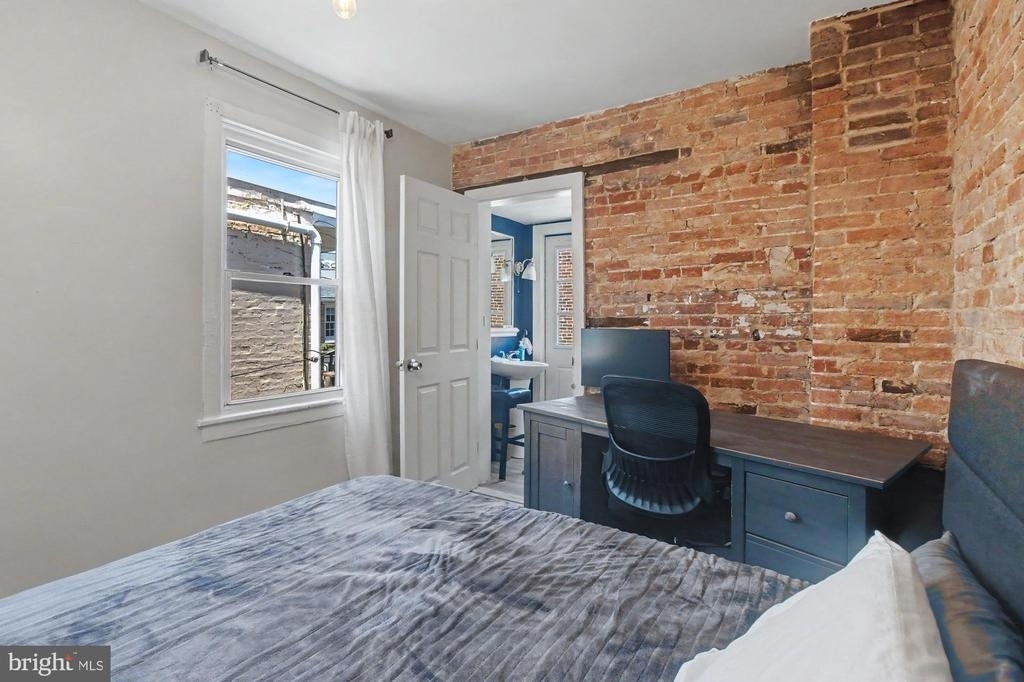 14 Poultney Street - Photo 22
