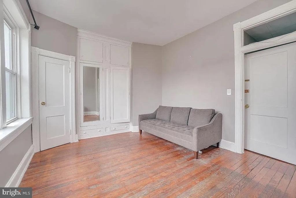 2740 #3 N Calvert Street - Photo 4