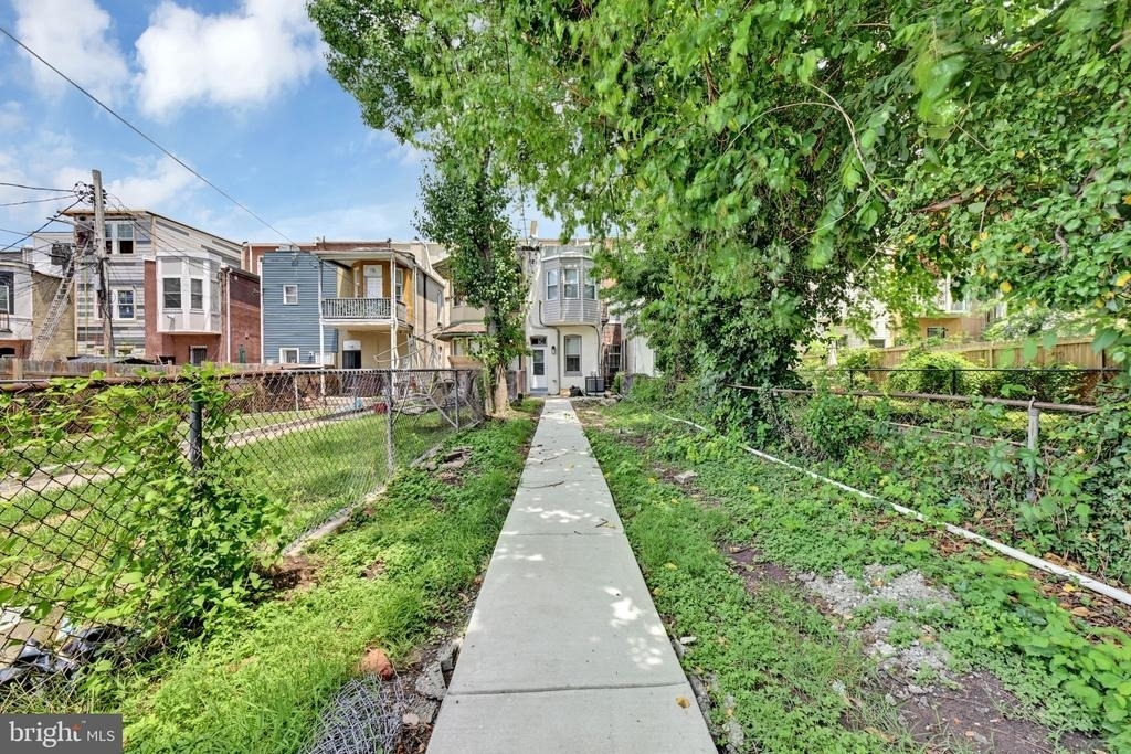 319 E 22nd Street - Photo 16