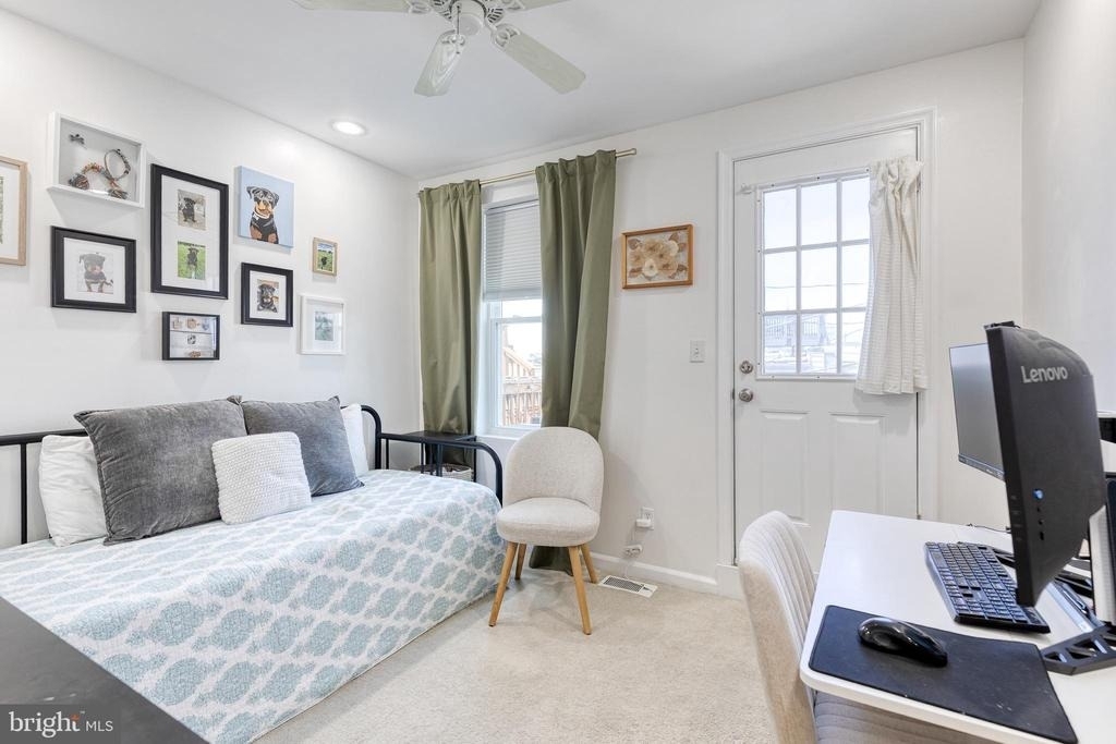 724 S Curley Street - Photo 12