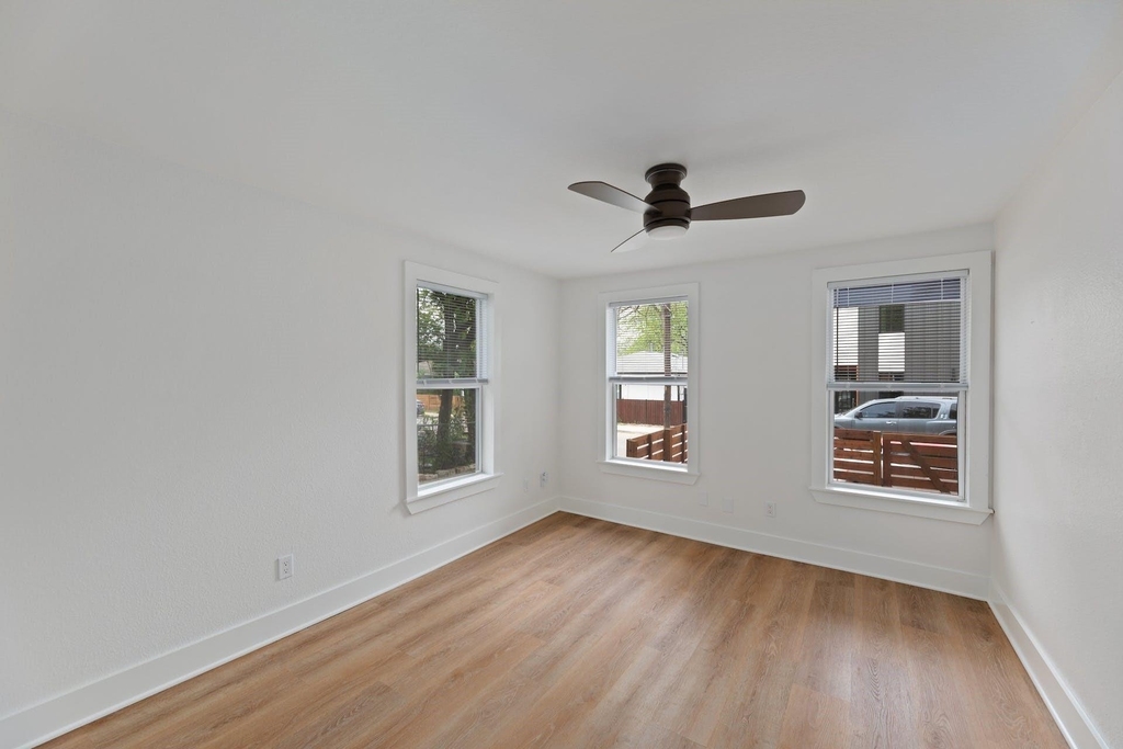 2208 Santa Rita St - Photo 5