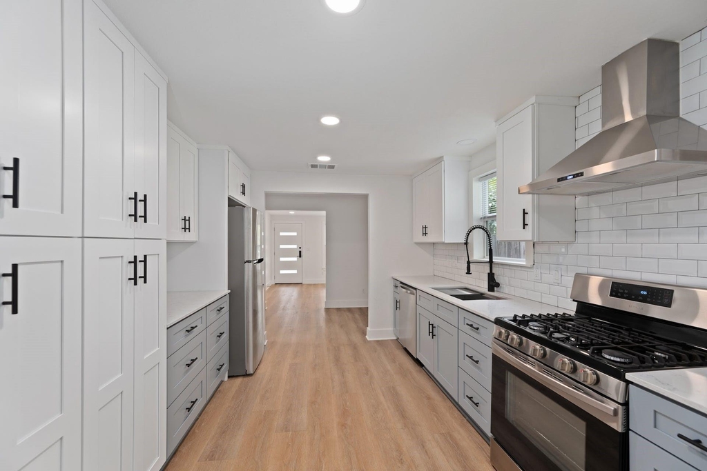 2208 Santa Rita St - Photo 9
