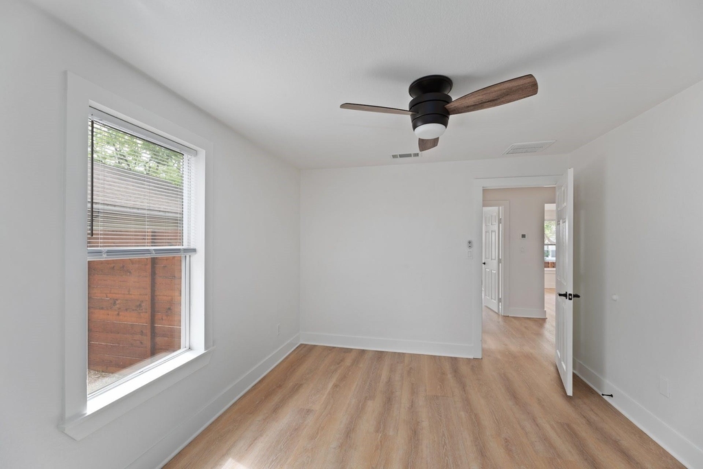 2208 Santa Rita St - Photo 13