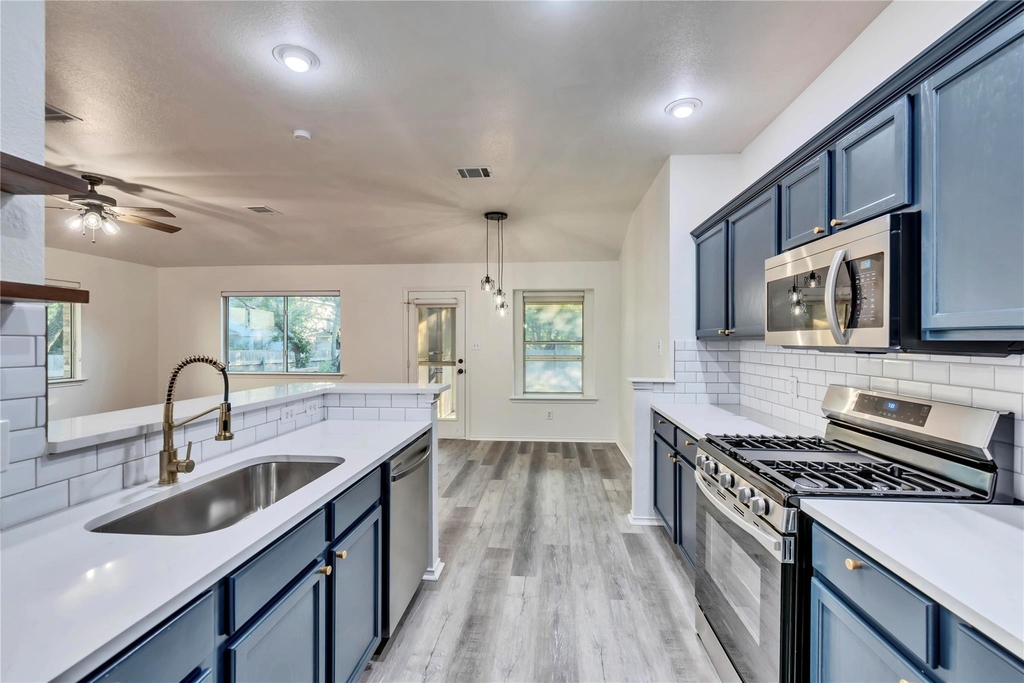 3438 Flowstone Ln - Photo 5