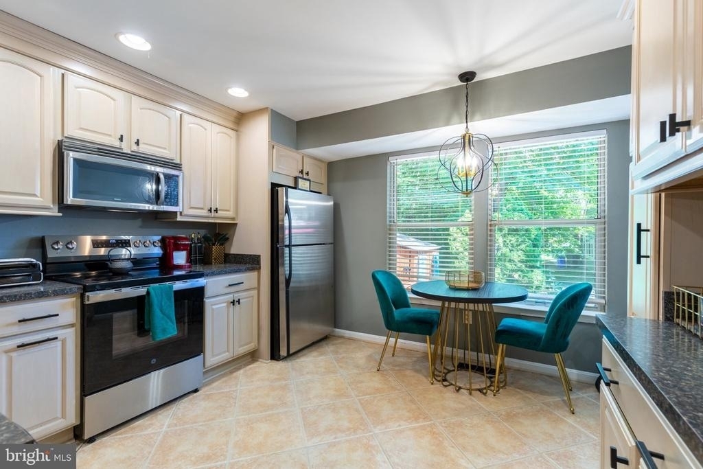 12 Chelsea Court - Photo 8