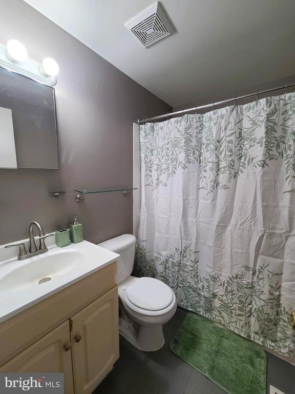 8401 Pioneer Drive - Photo 14