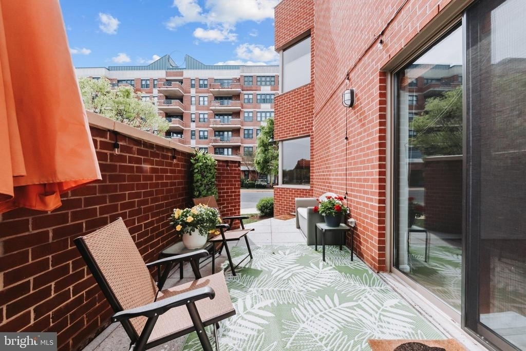 940 Astern Way - Photo 5