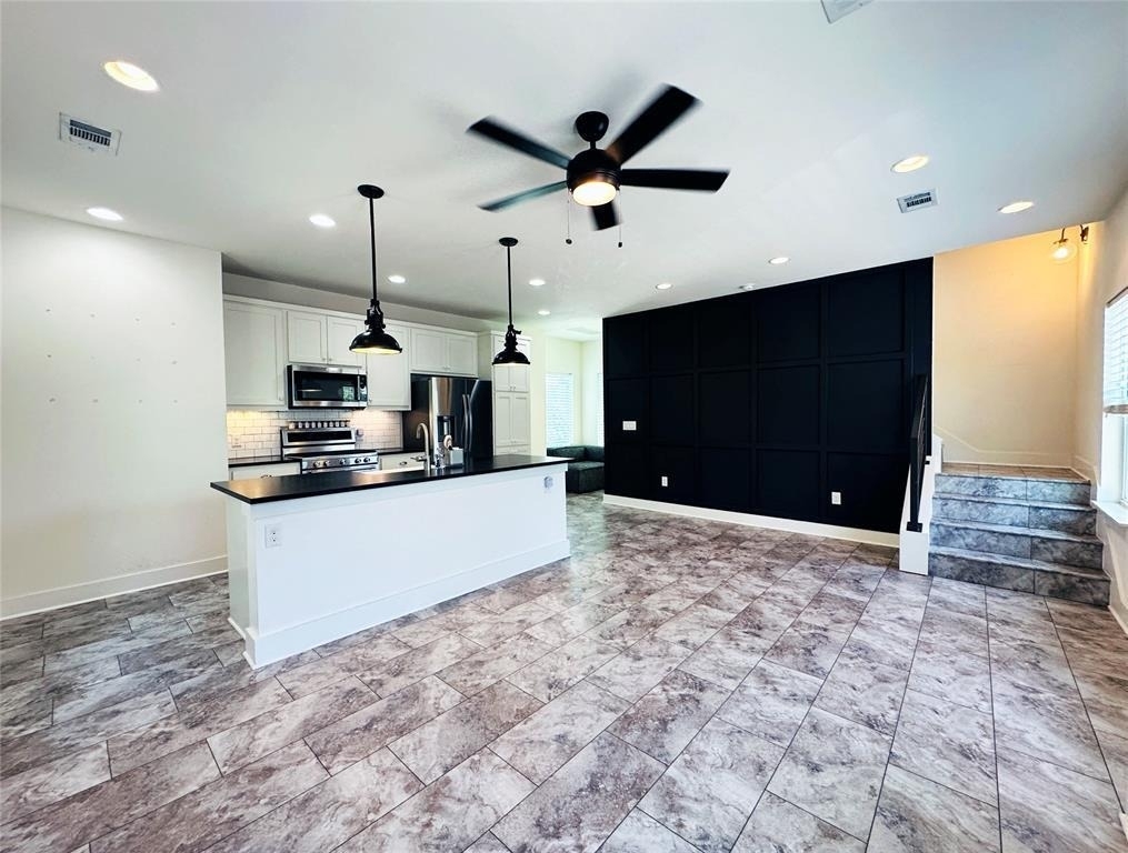 2716 Halcyon Dr - Photo 4