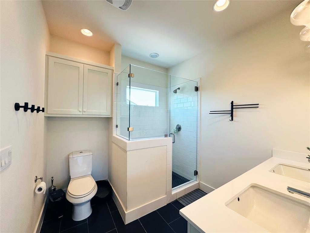 2716 Halcyon Dr - Photo 10