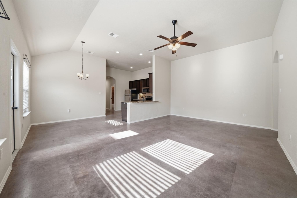 533 Jack Rabbit Ln - Photo 13