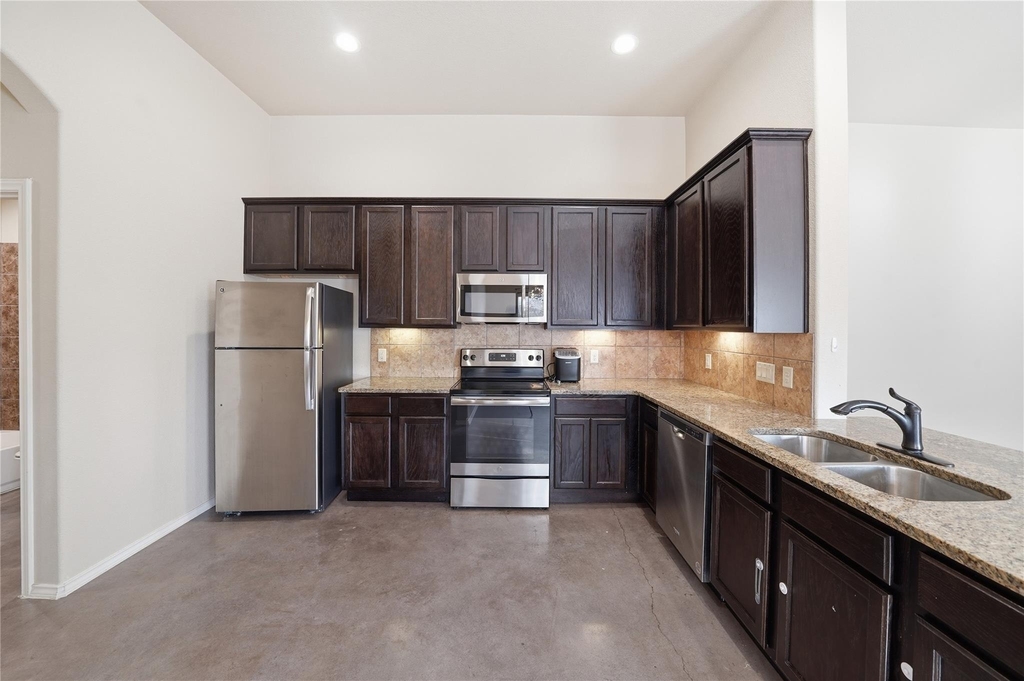 533 Jack Rabbit Ln - Photo 14