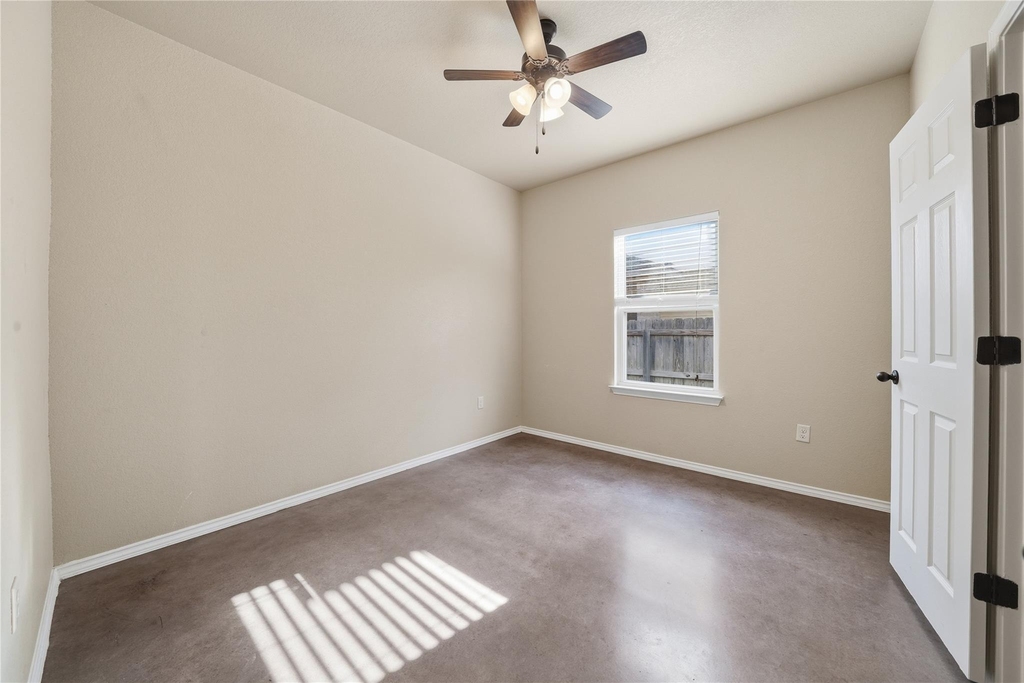 533 Jack Rabbit Ln - Photo 18