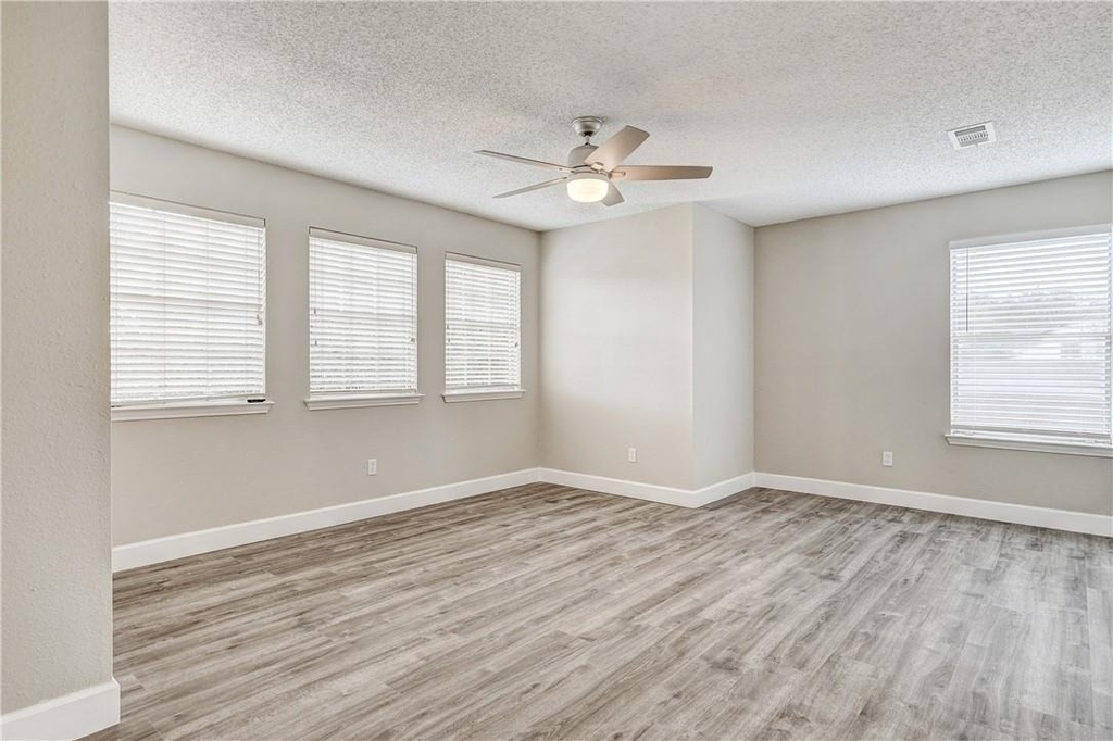 6009 Avery Island - Photo 13