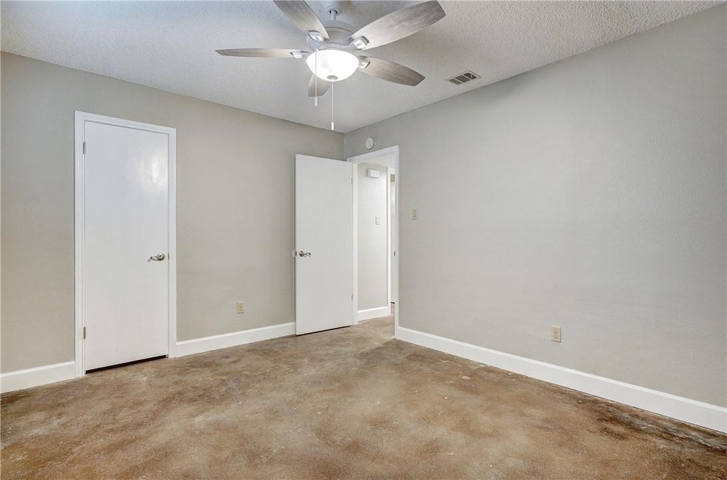 6009 Avery Island - Photo 23