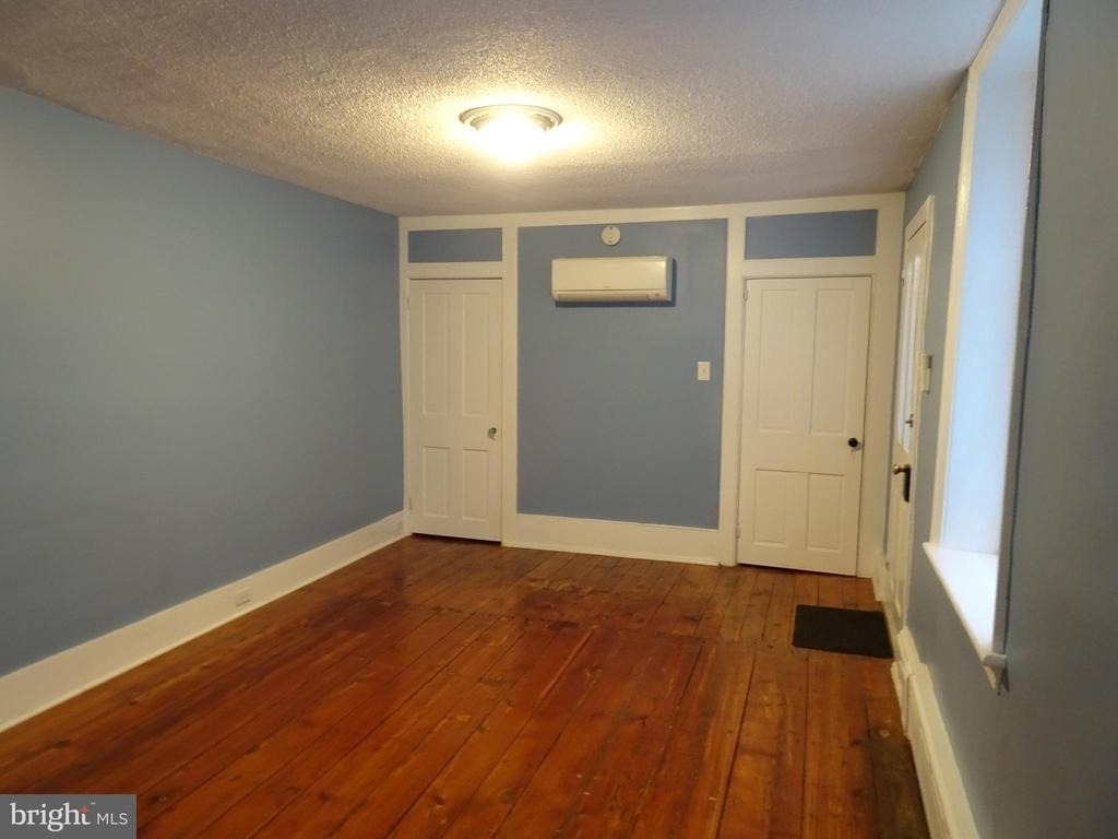 200 Delaware Street - Photo 5
