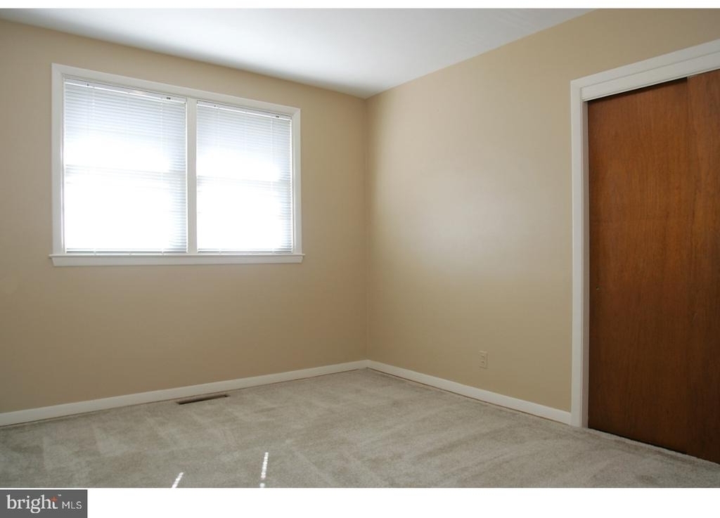 17 Wayne Drive - Photo 18