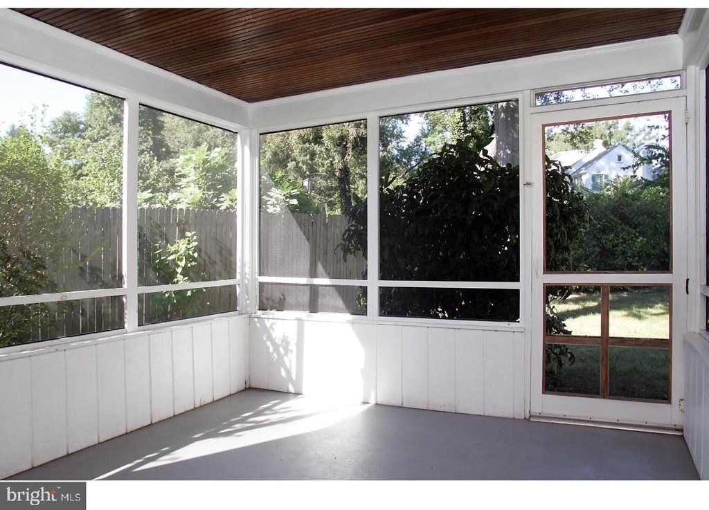 17 Wayne Drive - Photo 5
