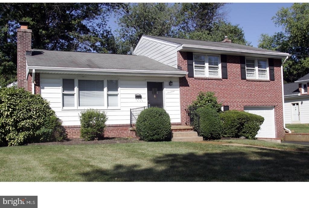 17 Wayne Drive - Photo 0