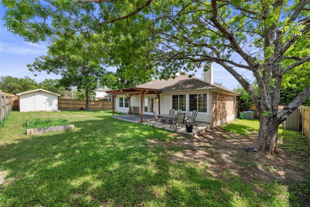 6700 Carisbrooke Ln - Photo 13