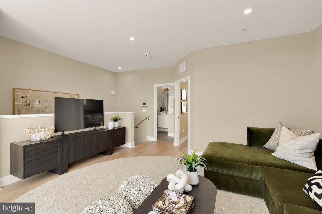 2712 Olmsted Court Nw - Photo 23