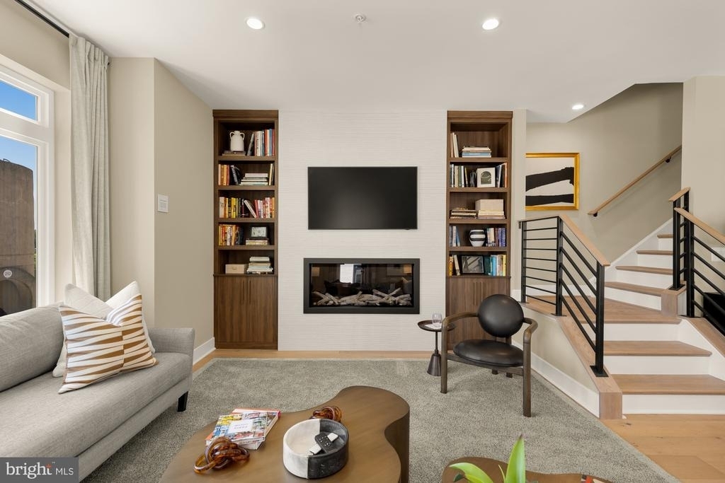 2712 Olmsted Court Nw - Photo 11