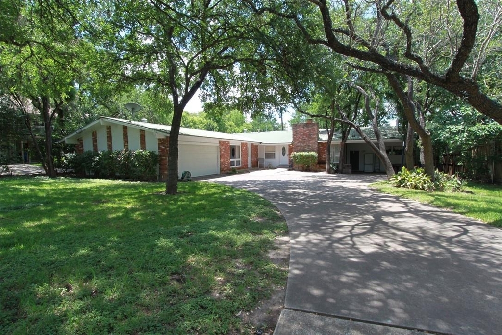 2305 Wilke Dr - Photo 0